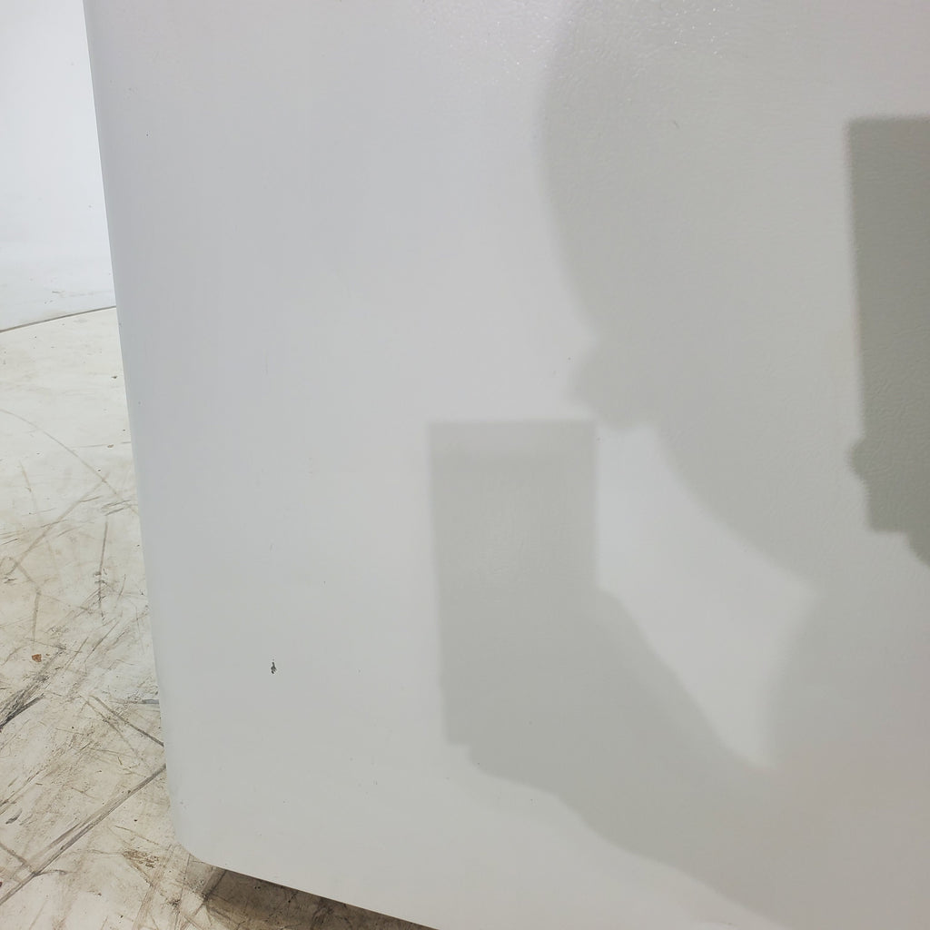 Pictures of 30 in. Wide White Frigidaire 20.4 cu. ft. Top Freezer Refrigerator with Reversible Doors - Certified Refurbished - Neu Appliance Outlet - Discount Appliance Outlet in Austin, Tx