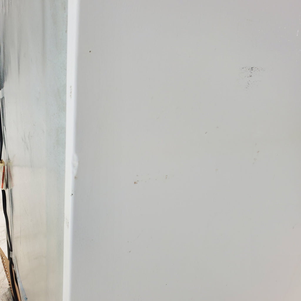 Pictures of 30 in. Wide White Frigidaire 20.4 cu. ft. Top Freezer Refrigerator with Reversible Doors - Certified Refurbished - Neu Appliance Outlet - Discount Appliance Outlet in Austin, Tx