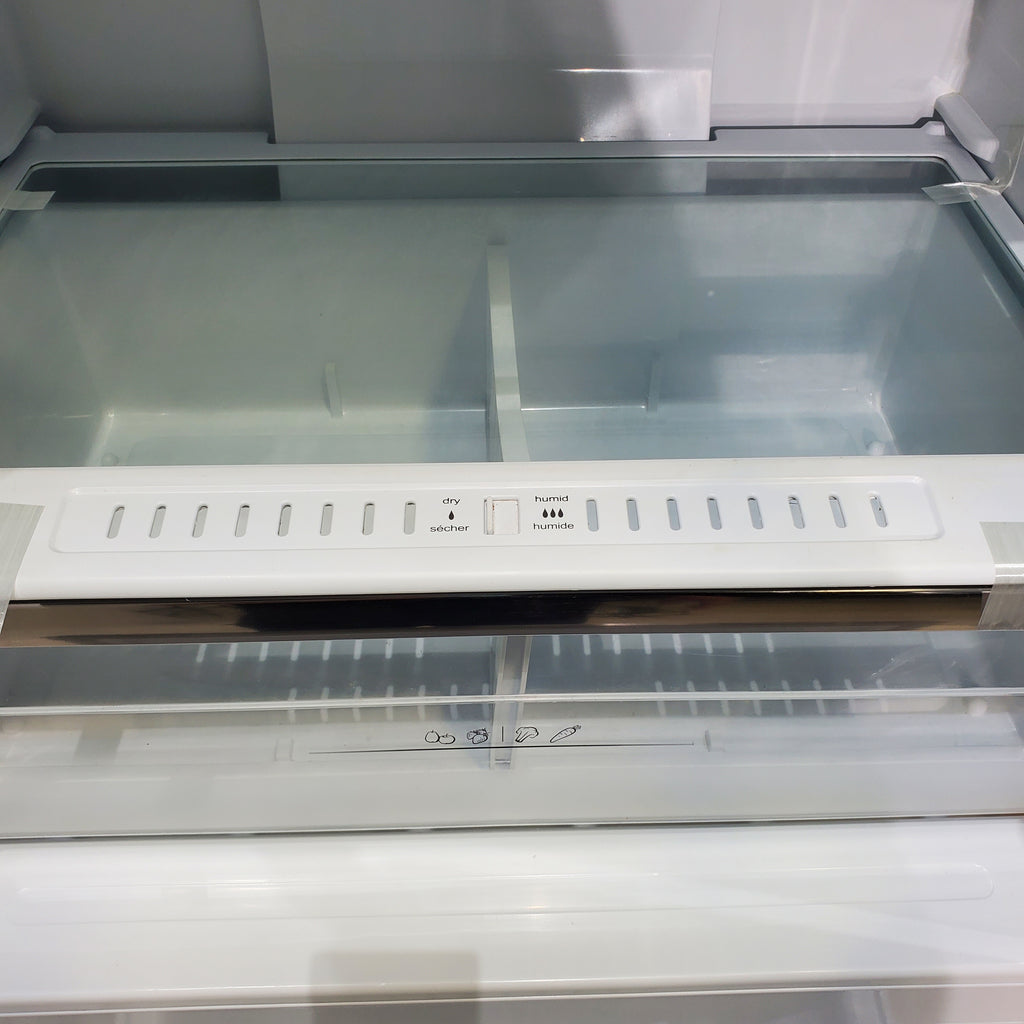 Pictures of 32 in. Wide Counter Depth Stainless Steel ENERGY STAR Hisense 17.1 cu. ft. Bottom Freezer Refrigerator with Super Freezer Technology - Certified Refurbished - Neu Appliance Outlet - Discount Appliance Outlet in Austin, Tx