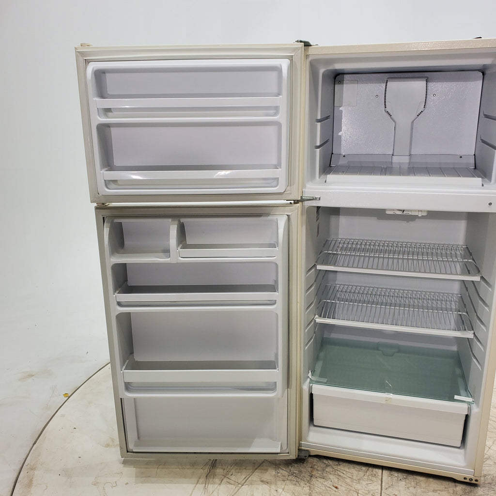 Pictures of 28" Wide Biscuit (Off White) 14.4 cu ft Whirlpool Top and Bottom Refrigerator with Up-Front Temperature Control Knobs - Certified Refurbished - Neu Appliance Outlet - Discount Appliance Outlet in Austin, Tx