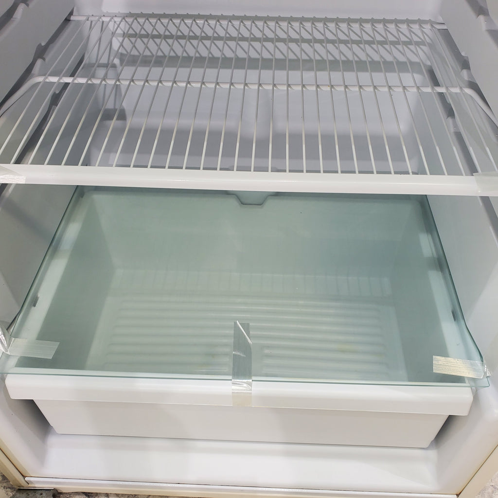 Pictures of 28" Wide Biscuit (Off White) 14.4 cu ft Whirlpool Top and Bottom Refrigerator with Up-Front Temperature Control Knobs - Certified Refurbished - Neu Appliance Outlet - Discount Appliance Outlet in Austin, Tx