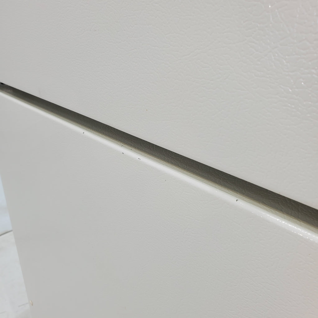 Pictures of 28" Wide Biscuit (Off White) 14.4 cu ft Whirlpool Top and Bottom Refrigerator with Up-Front Temperature Control Knobs - Certified Refurbished - Neu Appliance Outlet - Discount Appliance Outlet in Austin, Tx