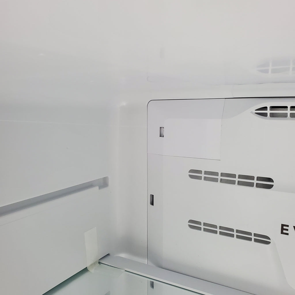 Pictures of 30 in. Width White Frigidaire 18.3 cu. ft. Top Freezer Refrigerator with EvenTemp Cooling System - Certified Refurbished - Neu Appliance Outlet - Discount Appliance Outlet in Austin, Tx