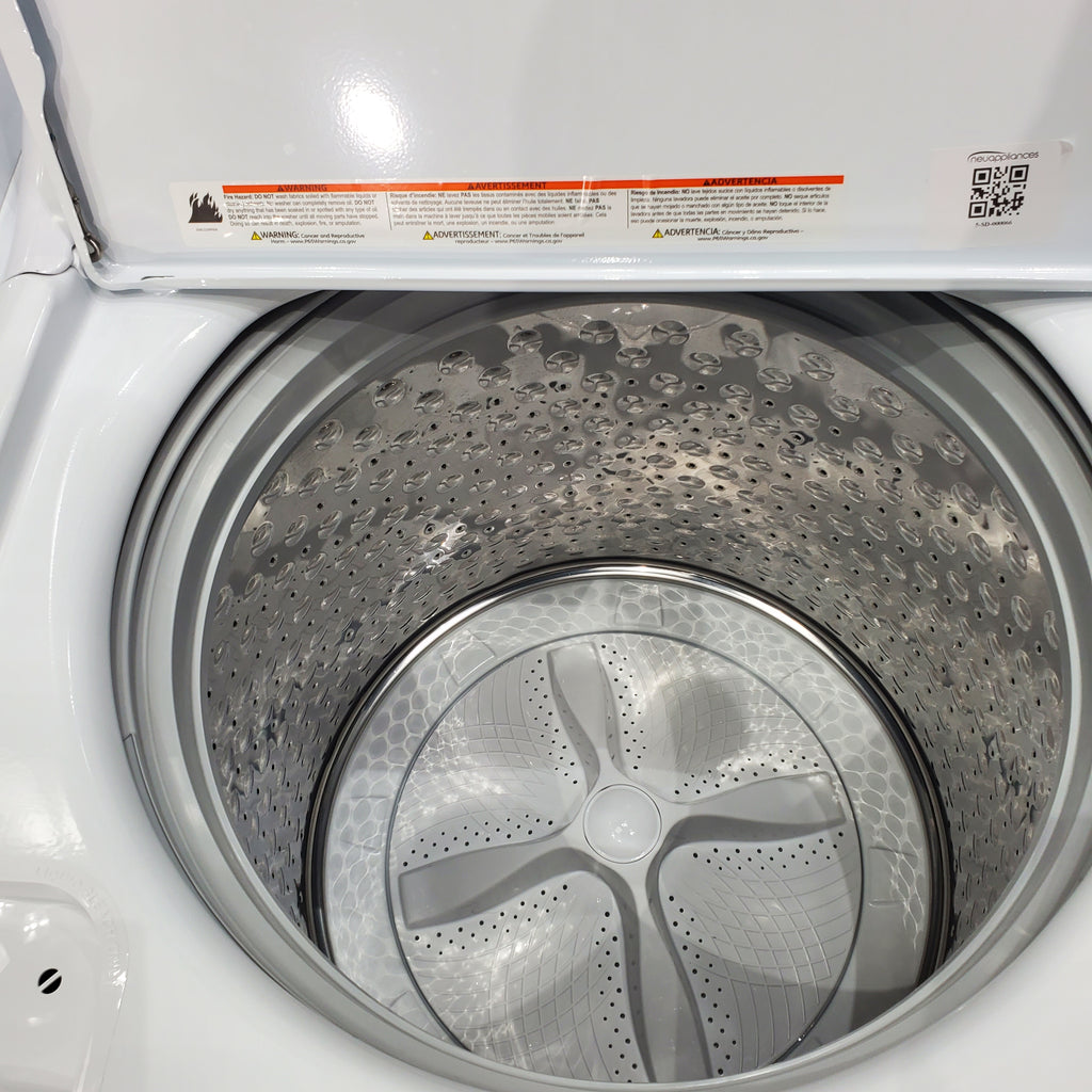 Pictures of ENERGY STAR GE 4.6 cu. ft. Top Load Washing Machine with Stainless Steel Basket and 7.2 cu. ft. Electric Dryer with HE Sensor Dry - Scratch & Dent - Minor - Neu Appliance Outlet - Discount Appliance Outlet in Austin, Tx