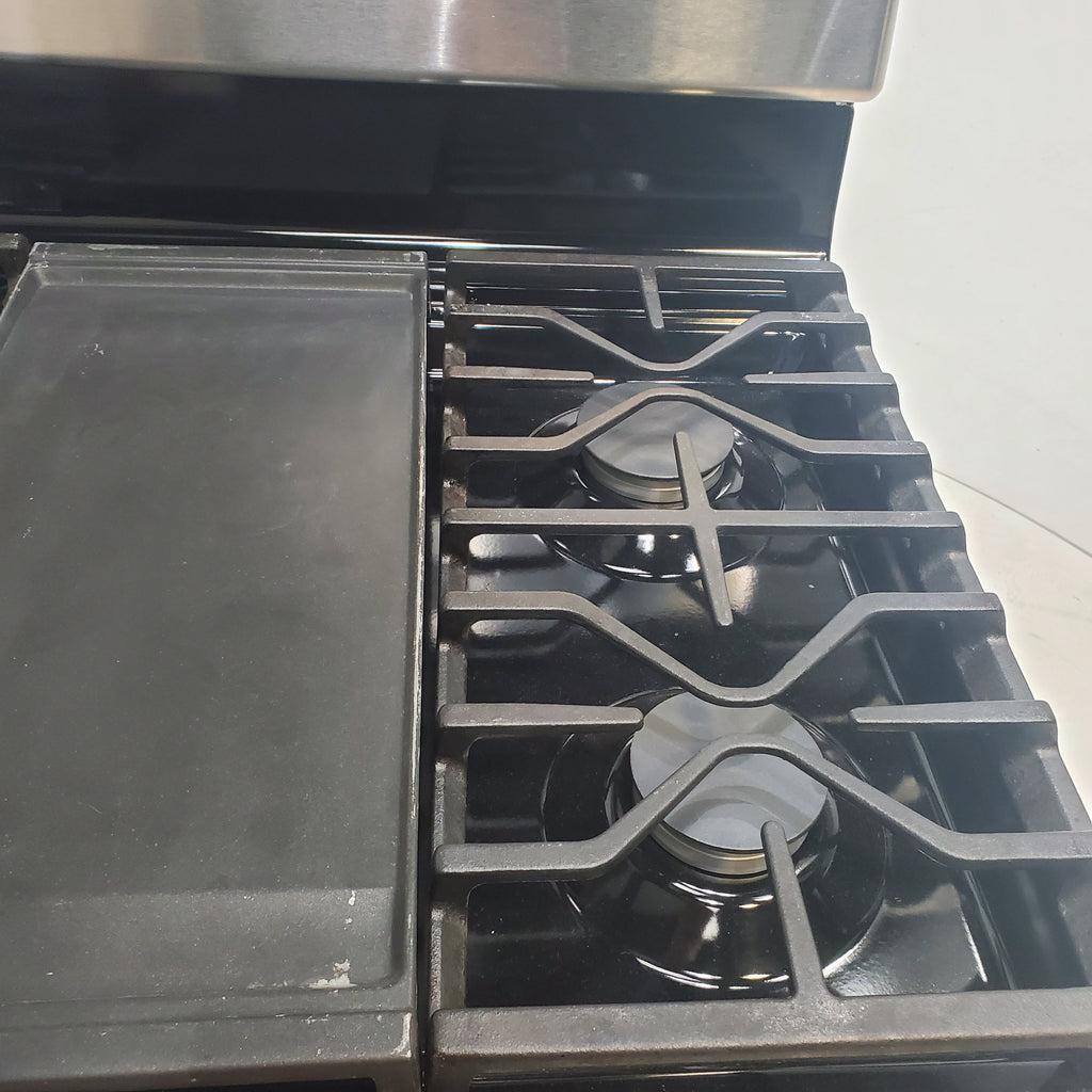 Pictures of Stainless Steel GE 5.0 cu. ft. Freestanding 5 Burner Gas Range with Cast-Iron Grates - Scratch & Dent - Minor - Neu Appliance Outlet - Discount Appliance Outlet in Austin, Tx