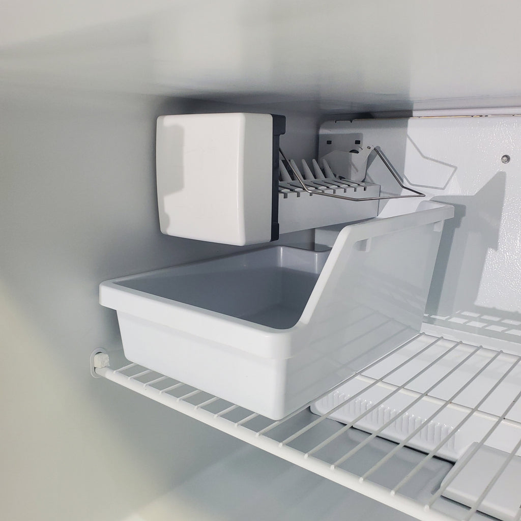 Pictures of 33" Wide Maytag White 20.9 cu ft Top Freezer Refrigerator with Adjustable Shelving and Icemaker - Certified Refurbished - Neu Appliance Outlet - Discount Appliance Outlet in Austin, Tx