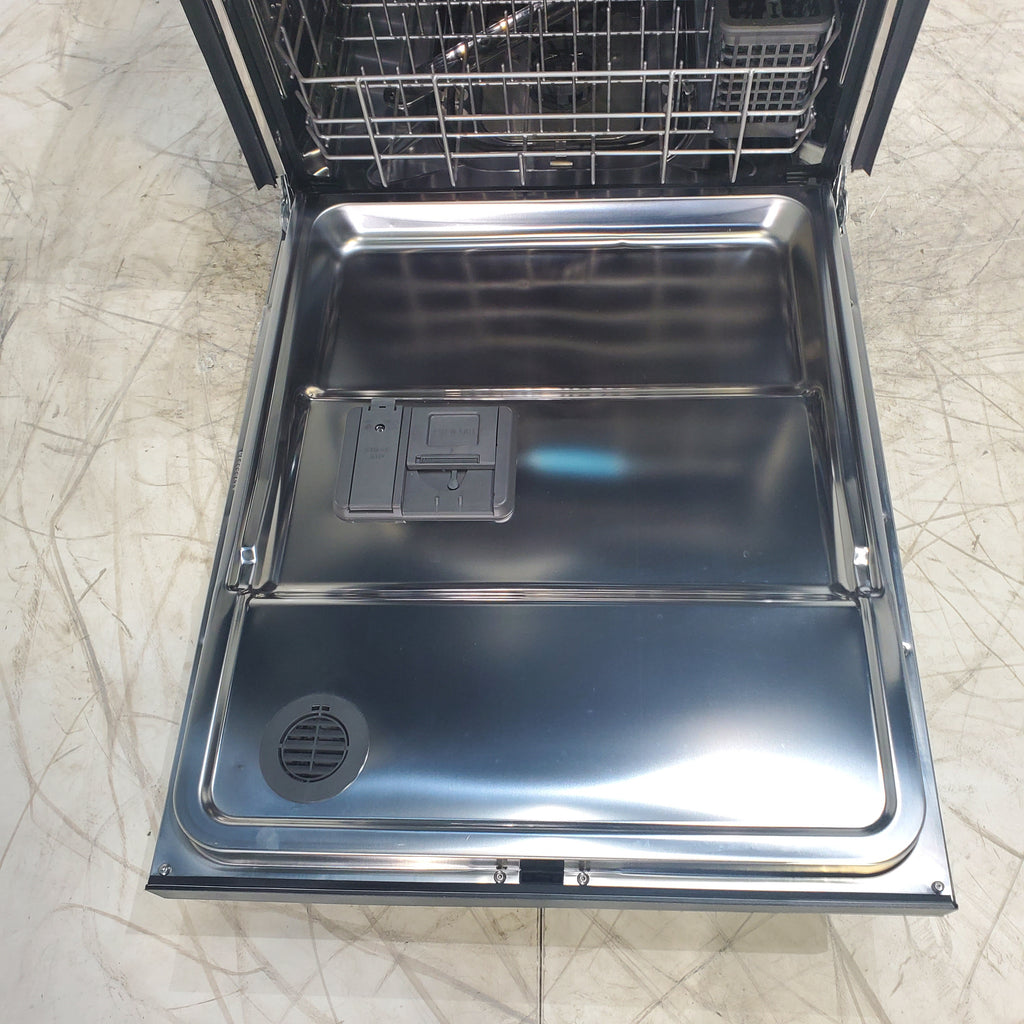 Pictures of 24 in. KitchenAid PrintShield ENERGY STAR Stainless Steel Built-In Front Control Tall Tub 39 dBA Dishwasher with Stainless Steel Tub - Scratch & Dent - Minor - Neu Appliance Outlet - Discount Appliance Outlet in Austin, Tx