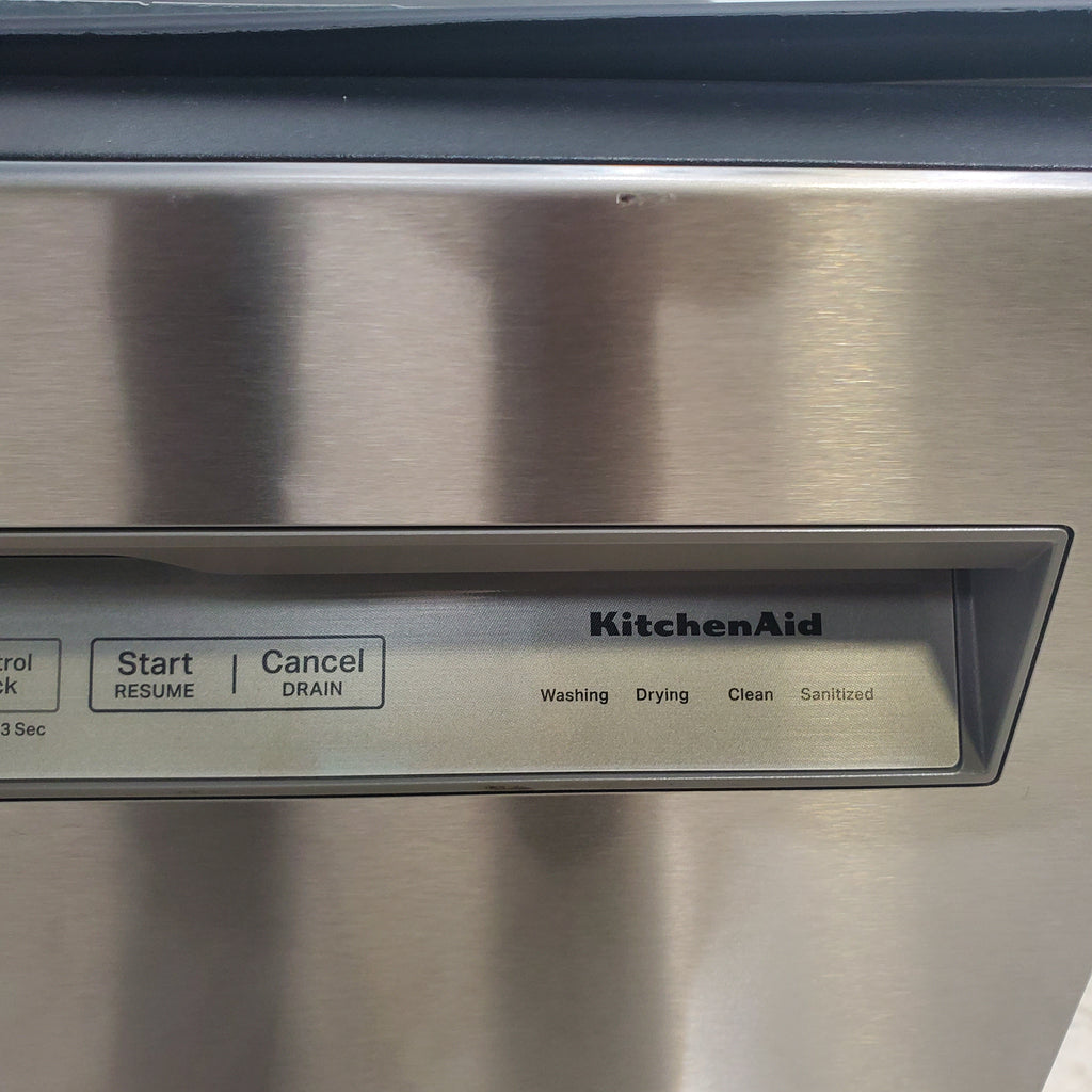 Pictures of 24 in. KitchenAid PrintShield ENERGY STAR Stainless Steel Built-In Front Control Tall Tub 39 dBA Dishwasher with Stainless Steel Tub - Scratch & Dent - Minor - Neu Appliance Outlet - Discount Appliance Outlet in Austin, Tx
