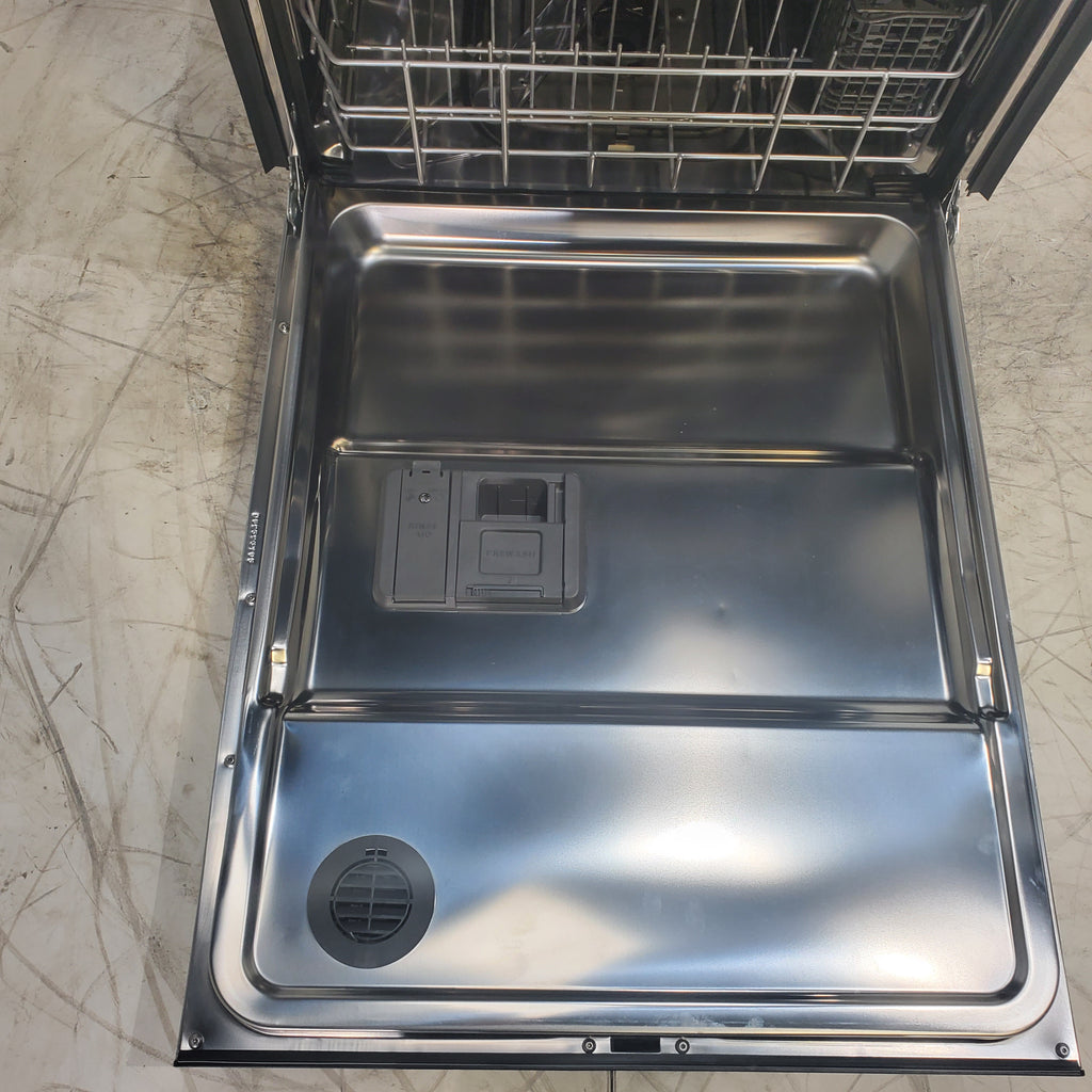 Pictures of Standard 24 in. Fingerprint Resistant Whirlpool Built In Dishwasher with 3rd Rack - Scratch & Dent - Minor - Neu Appliance Outlet - Discount Appliance Outlet in Austin, Tx