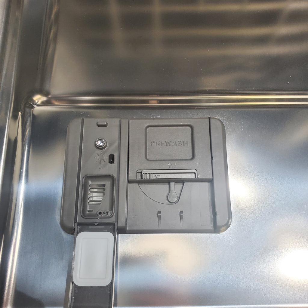 Pictures of Standard 24 in. Fingerprint Resistant Whirlpool Built In Dishwasher with 3rd Rack - Scratch & Dent - Minor - Neu Appliance Outlet - Discount Appliance Outlet in Austin, Tx