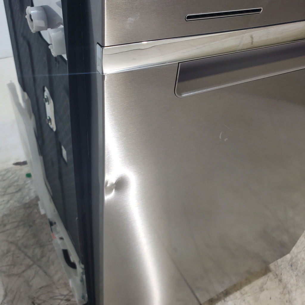 Pictures of Standard 24 in. Fingerprint Resistant Whirlpool Built In Dishwasher with 3rd Rack - Scratch & Dent - Minor - Neu Appliance Outlet - Discount Appliance Outlet in Austin, Tx