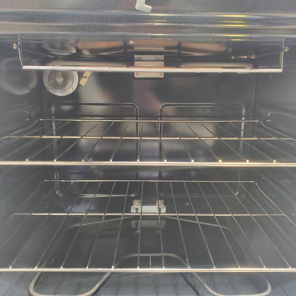 Pictures of White GE 5.0 cu. ft. Freestanding 4 Heating Element Electric Range with Dual Element Baking - Scratch & Dent - Minor - Neu Appliance Outlet - Discount Appliance Outlet in Austin, Tx