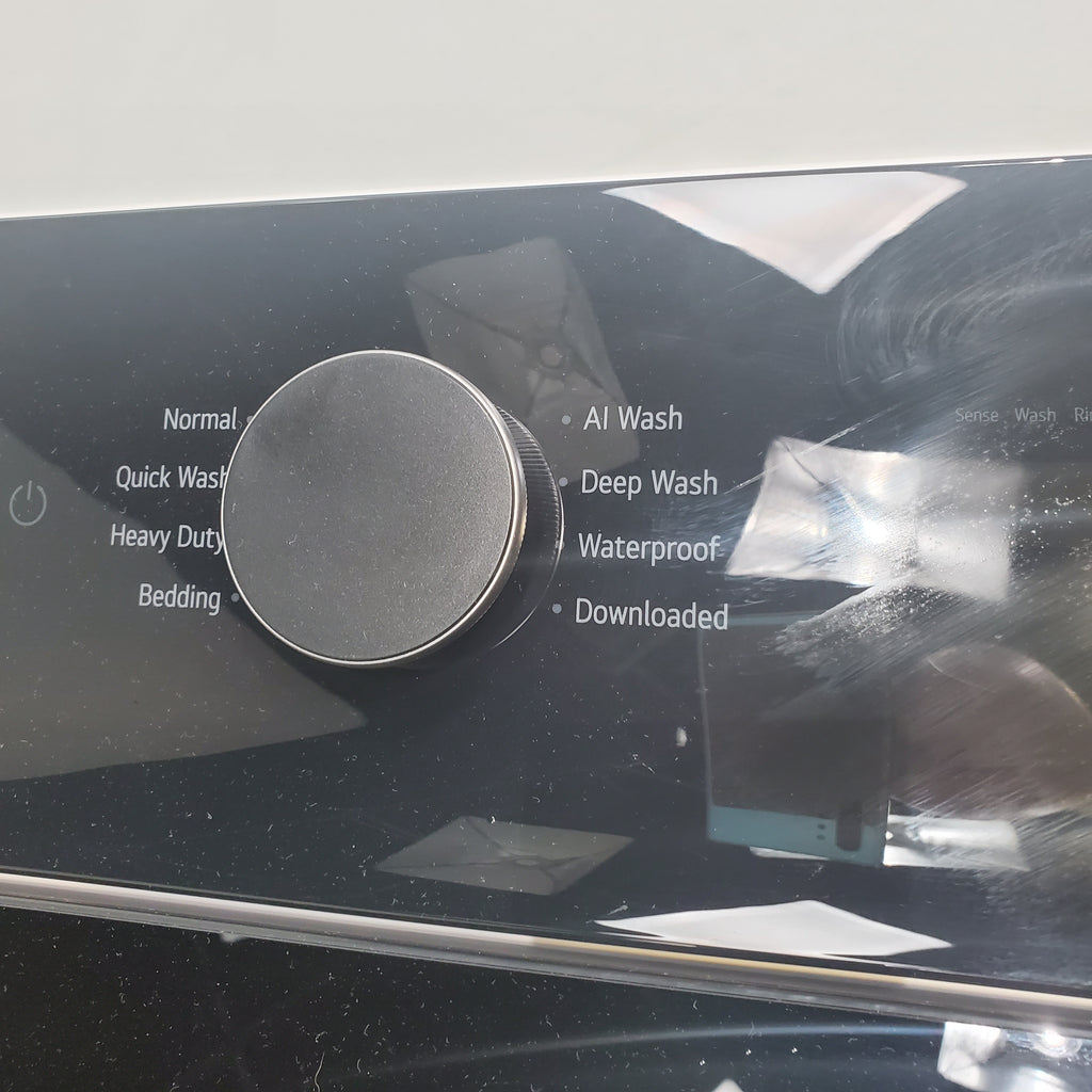 Pictures of LG 5.3 cu. ft. SMART Mega Capacity Top Load Washer in Alpine White with Agitator, Easy Unload and TurboWash3D Technology - Scratch & Dent - Minor - Neu Appliance Outlet - Discount Appliance Outlet in Austin, Tx