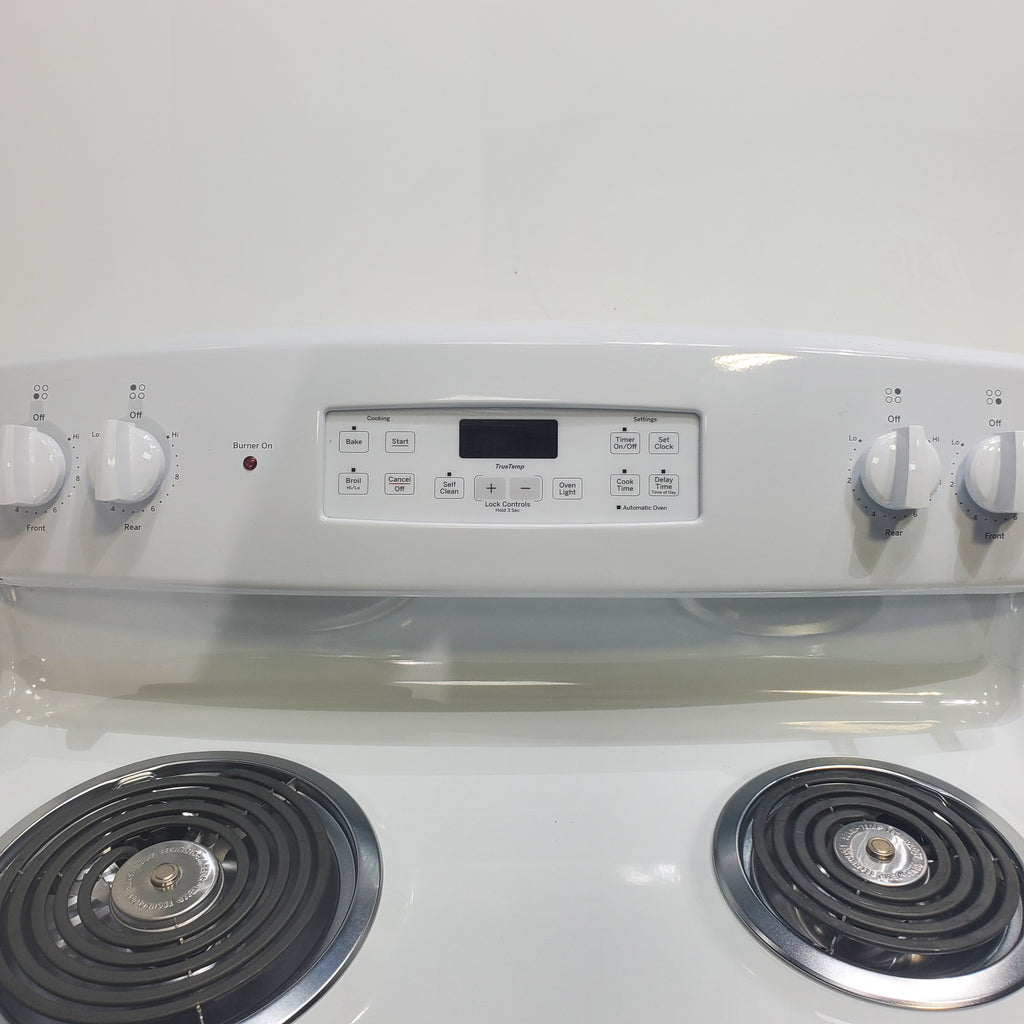 Pictures of White GE 5.0 cu. ft. Freestanding 4 Heating Element Electric Range with Dual Element Baking - Scratch & Dent - Minor - Neu Appliance Outlet - Discount Appliance Outlet in Austin, Tx
