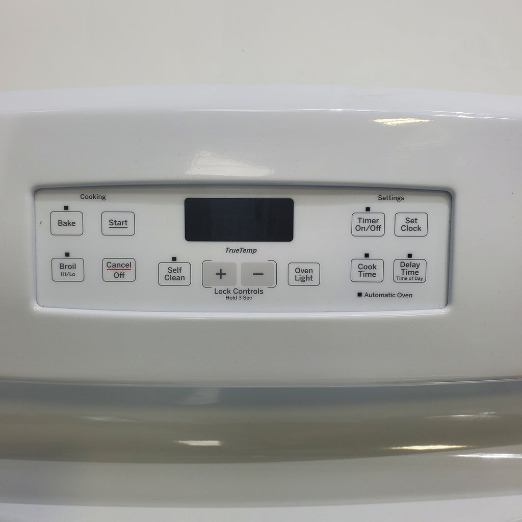 Pictures of White GE 5.0 cu. ft. Freestanding 4 Heating Element Electric Range with Dual Element Baking - Scratch & Dent - Minor - Neu Appliance Outlet - Discount Appliance Outlet in Austin, Tx