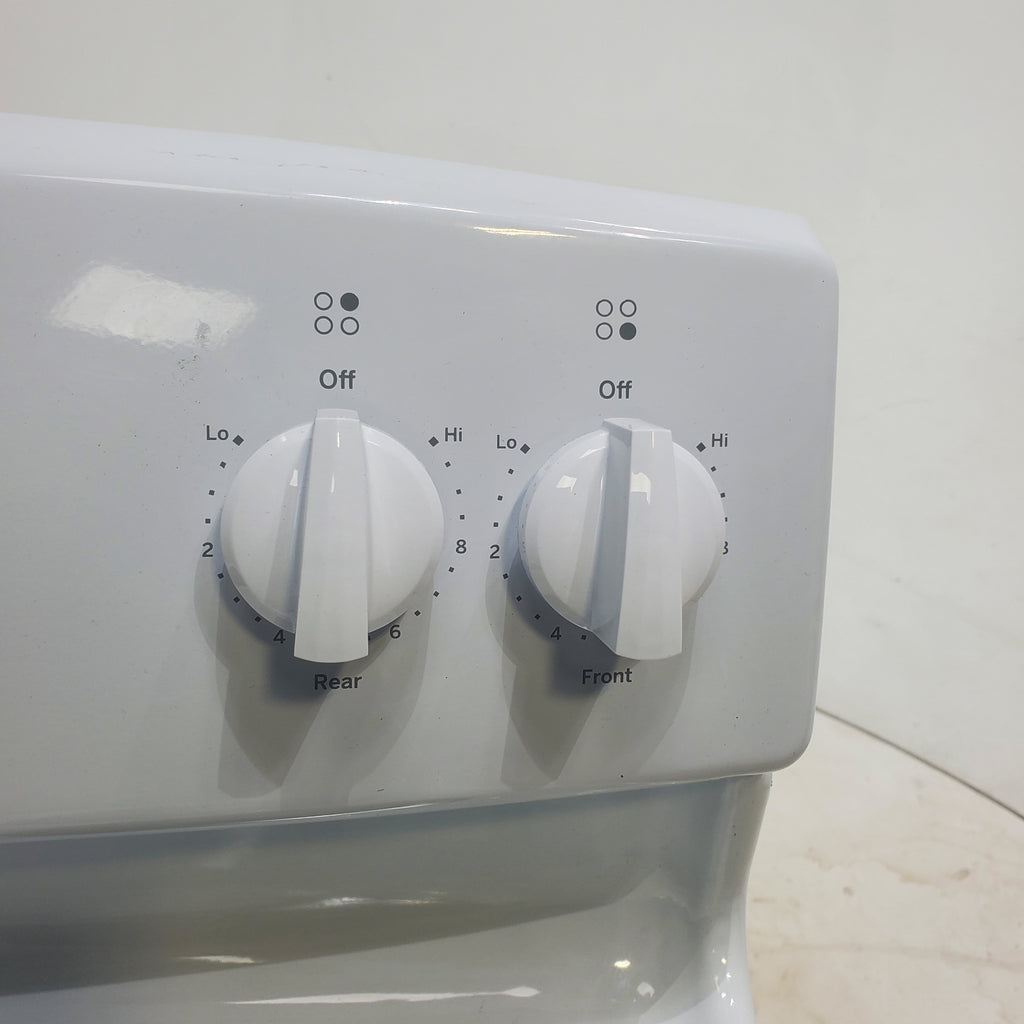 Pictures of White GE 5.0 cu. ft. Freestanding 4 Heating Element Electric Range with Dual Element Baking - Scratch & Dent - Minor - Neu Appliance Outlet - Discount Appliance Outlet in Austin, Tx
