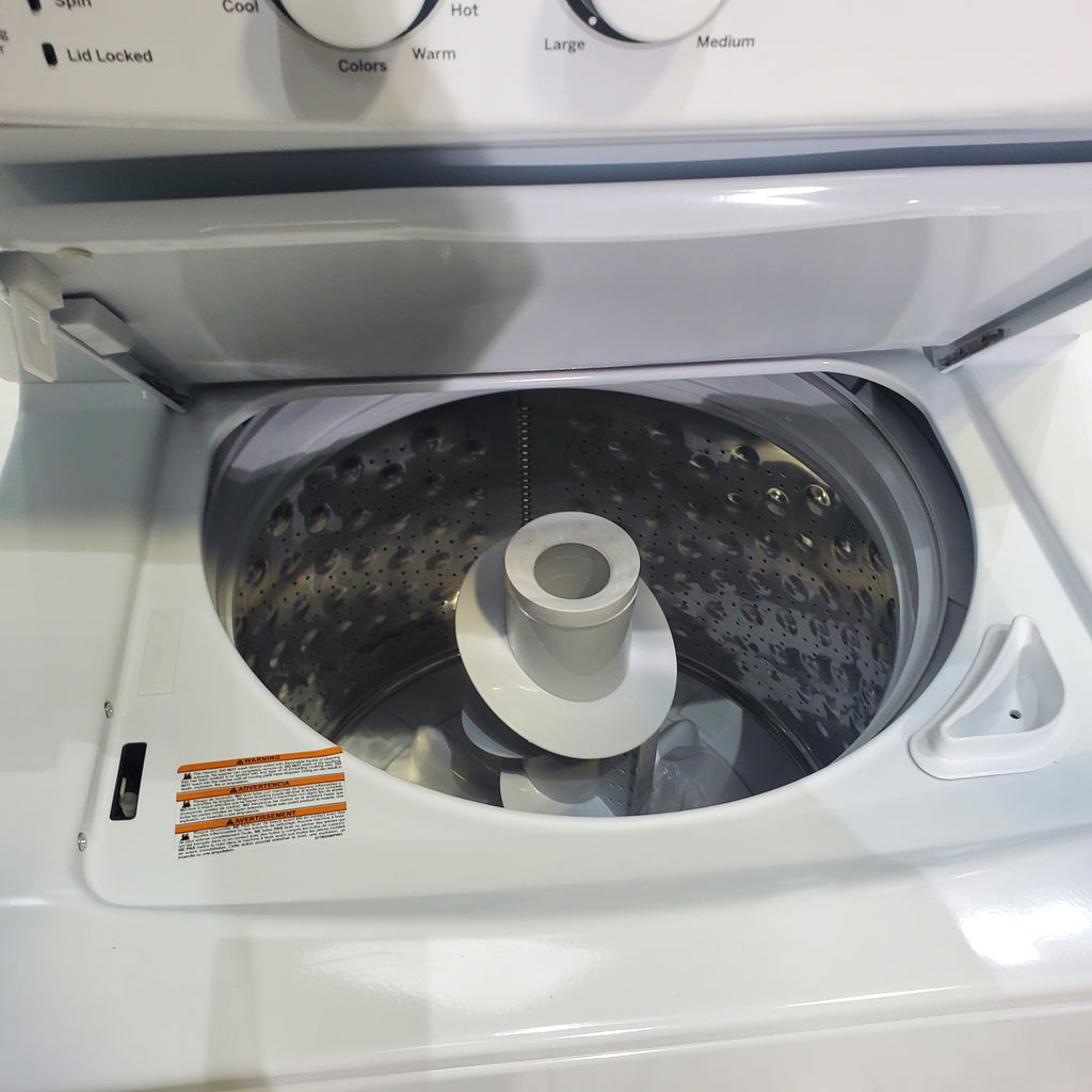 Pictures of GE 3.8 cu. ft. Laundry Center Washer and 5.9 cu. ft. Electric Dryer with Electro-Mechanical Rotary Dial Controls - Scratch & Dent - Minor - Neu Appliance Outlet - Discount Appliance Outlet in Austin, Tx