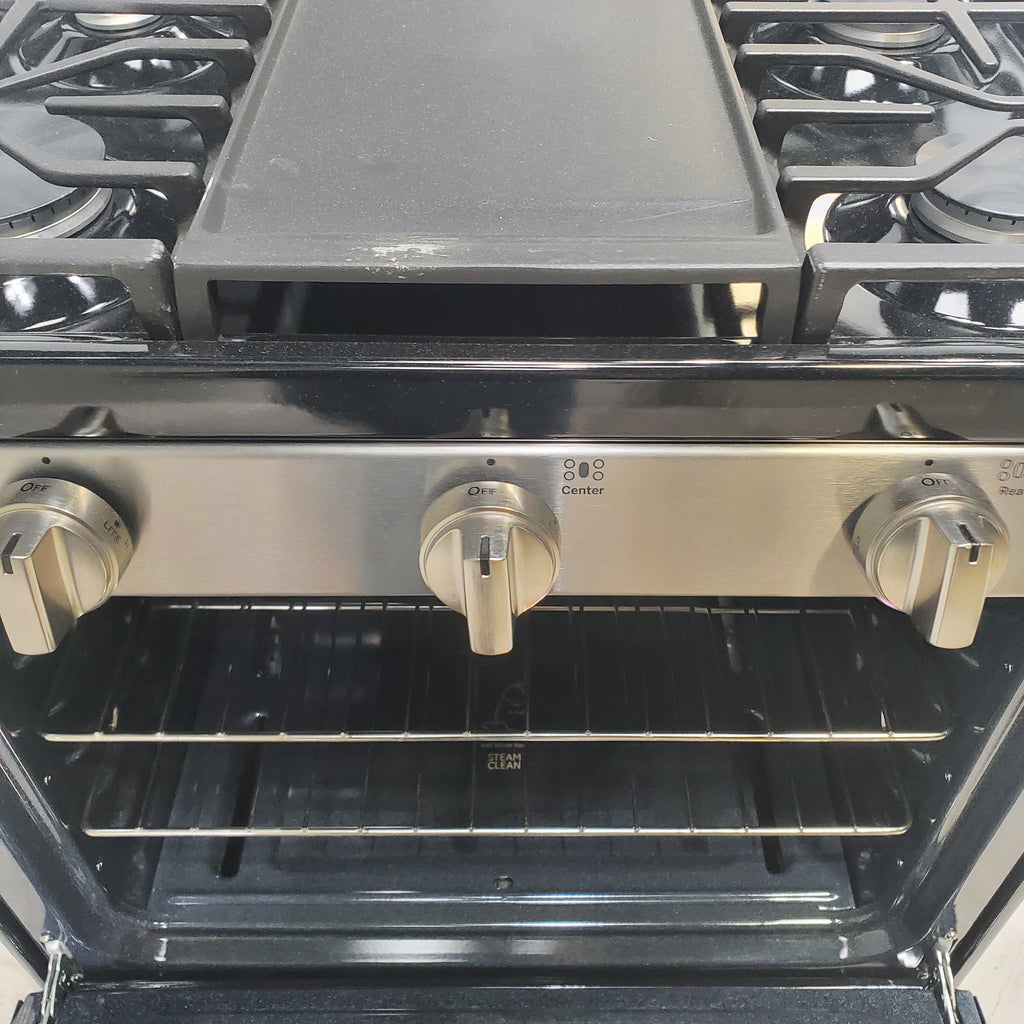Pictures of Stainless Steel GE 5.0 cu. ft. Freestanding 5 Burner Gas Range with Cast-Iron Grates - Scratch & Dent - Minor - Neu Appliance Outlet - Discount Appliance Outlet in Austin, Tx