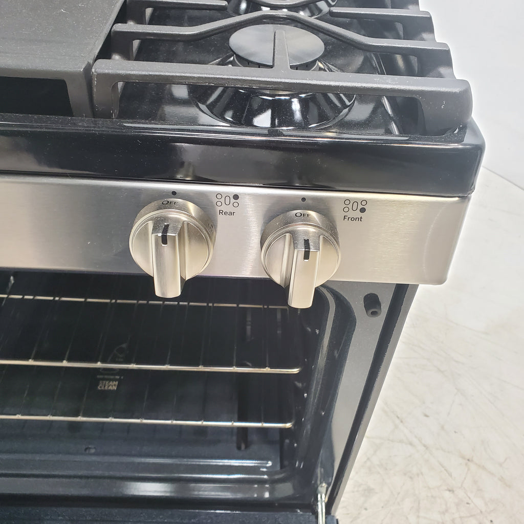 Pictures of Stainless Steel GE 5.0 cu. ft. Freestanding 5 Burner Gas Range with Cast-Iron Grates - Scratch & Dent - Minor - Neu Appliance Outlet - Discount Appliance Outlet in Austin, Tx