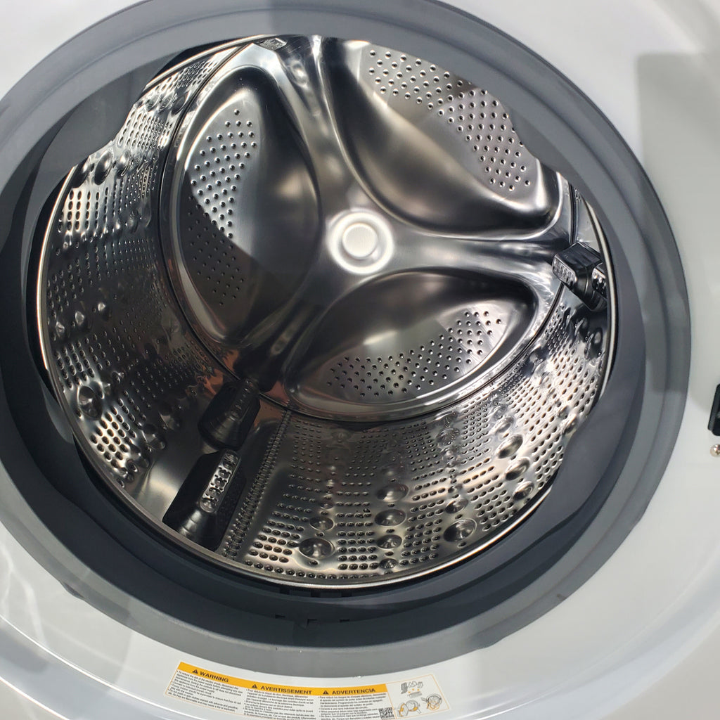 Pictures of ENERGY STAR LG 4.5 cu. ft. Front Load Washer with LG 6Motion Technology and ENERGY STAR LG 7.4 cu. ft. Electric Vented Dryer with Sensor Dry and SmartThinQ Technology - Open Box - Neu Appliance Outlet - Discount Appliance Outlet in Austin, Tx