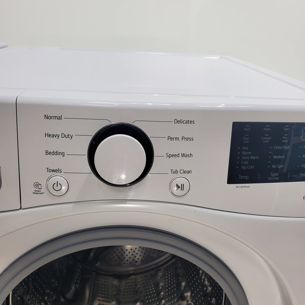 Pictures of ENERGY STAR LG 4.5 cu. ft. Front Load Washer with LG 6Motion Technology and ENERGY STAR LG 7.4 cu. ft. Electric Vented Dryer with Sensor Dry and SmartThinQ Technology - Open Box - Neu Appliance Outlet - Discount Appliance Outlet in Austin, Tx