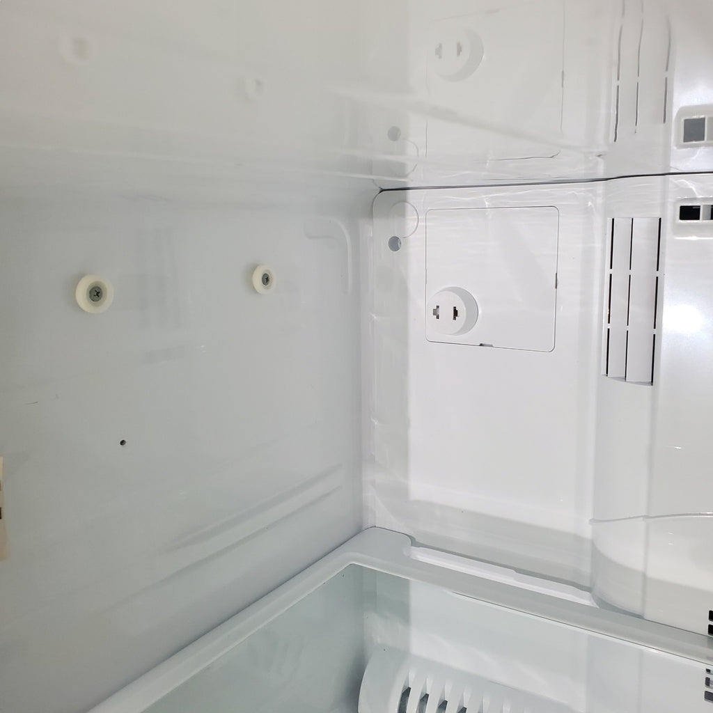 Pictures of 30" Wide Stainless Steel ENERGY STAR LG 20.2 cu. ft. Top Freezer Refrigerator with Reversible Door - Scratch and Dent - Moderate - Neu Appliance Outlet - Discount Appliance Outlet in Austin, Tx