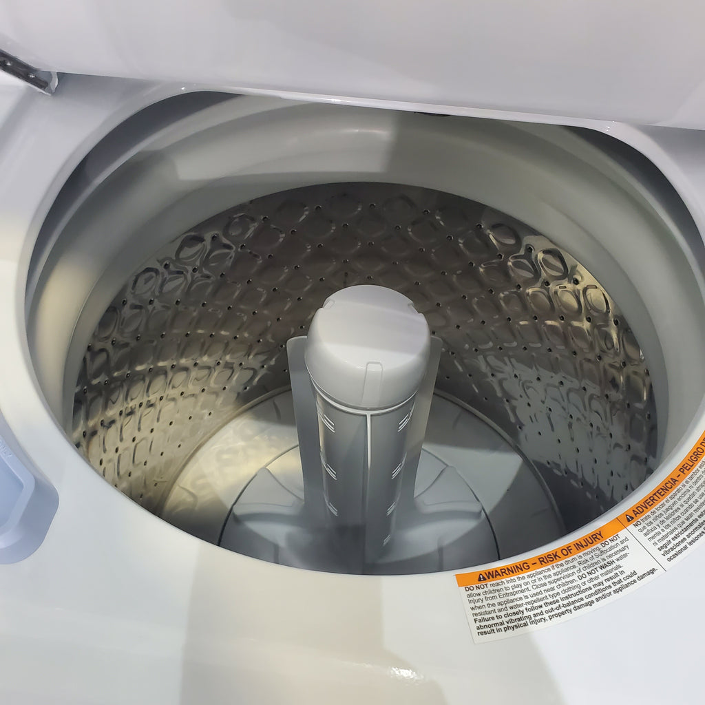 Pictures of Frigidaire Stacked Laundry Center with 3.9 cu ft Capacity Washer and 5.6 cu ft Electric Dryer with Maxfill Option- Scratch & Dent - Moderate - Neu Appliance Outlet - Discount Appliance Outlet in Austin, Tx