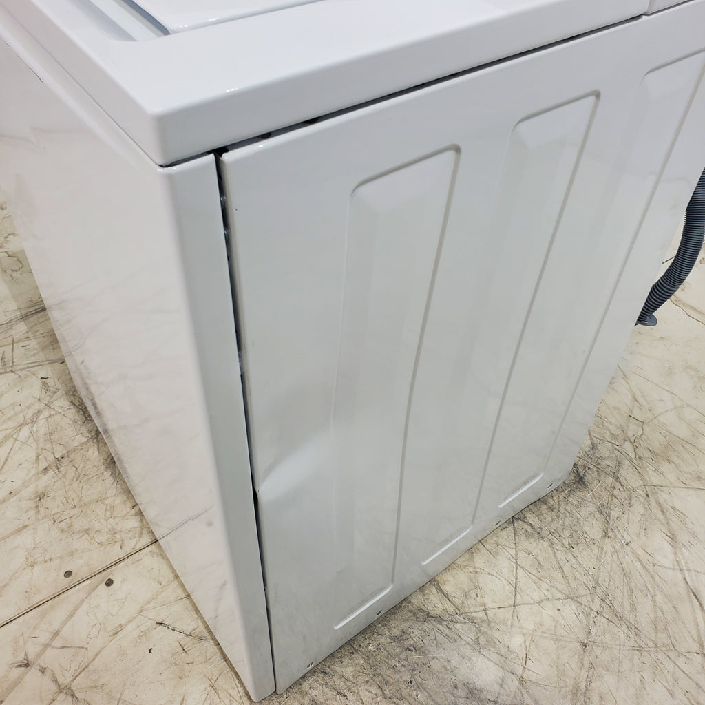 Pictures of Frigidaire Stacked Laundry Center with 3.9 cu ft Capacity Washer and 5.6 cu ft Electric Dryer with Maxfill Option- Scratch & Dent - Moderate - Neu Appliance Outlet - Discount Appliance Outlet in Austin, Tx