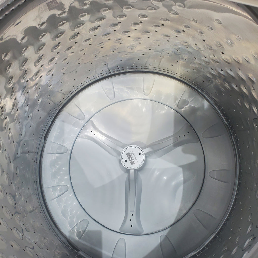 Pictures of White Whirlpool 4.7 - 4.8 cu ft Capacity Top-Load Washer with 2 in 1 Removable Agitator - Scratch & Dent - Minor - Neu Appliance Outlet - Discount Appliance Outlet in Austin, Tx