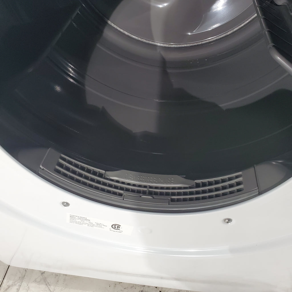 Pictures of ENERGY STAR Samsung 4.5 cu. ft. Front Load Washer with Vibration Reduction and Samsung 7.5 cu. ft. Front Load Electric Dryer with Sensor Dry and Interior Drum Light- Scratch & Dent - Moderate | Major - Neu Appliance Outlet - Discount Appliance Outlet in Austin, Tx
