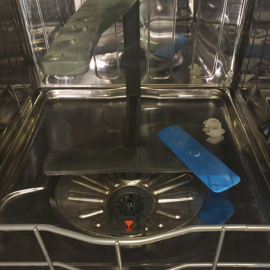 Pictures of Frigidaire 24-in ENERGY STAR Top Control Built-In Dishwasher With Third Rack (Fingerprint Resistant Stainless Steel) 49-dBA Very Quiet Sound Level - Scratch & Dent - Minor - Neu Appliance Outlet - Discount Appliance Outlet in Austin, Tx