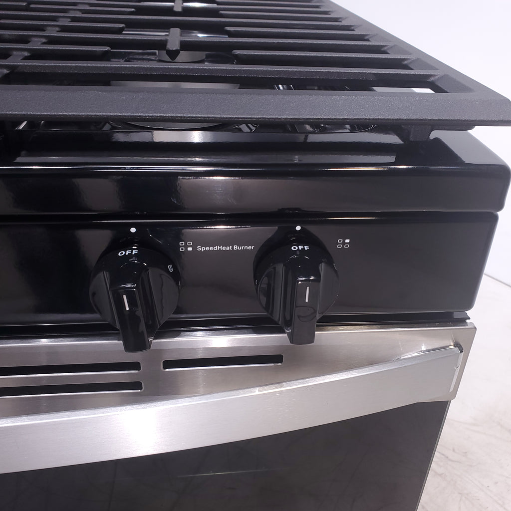 Pictures of Whirlpool Stainless 5.1 Cu. Ft. Freestanding Gas Range with Broiler Drawer and Two Speed Heat Burners - Scratch & Dent - Minor - Neu Appliance Outlet - Discount Appliance Outlet in Austin, Tx