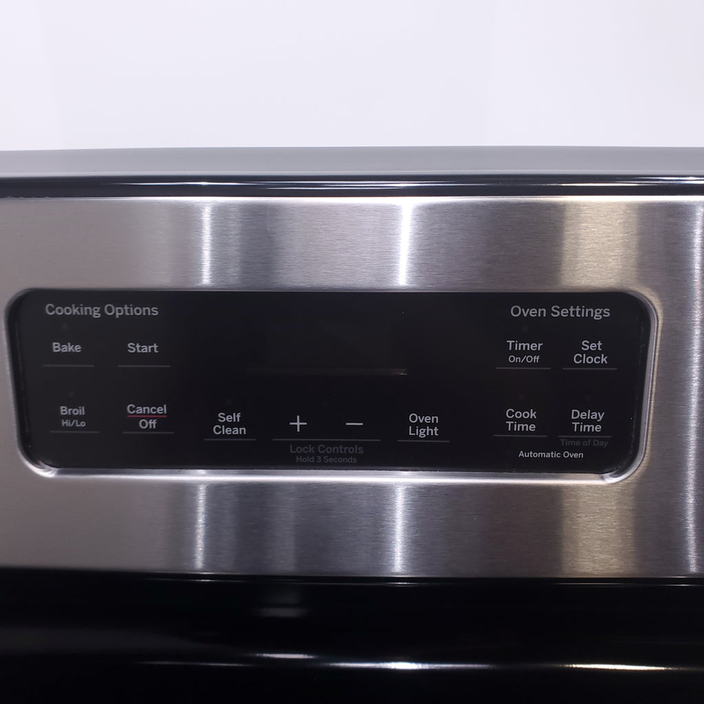 Pictures of GE Stainless Steel & Black Free-Standing Electric Range with 8" Power Boil Element - Certified Refurbished - Neu Appliance Outlet - Discount Appliance Outlet in Austin, Tx