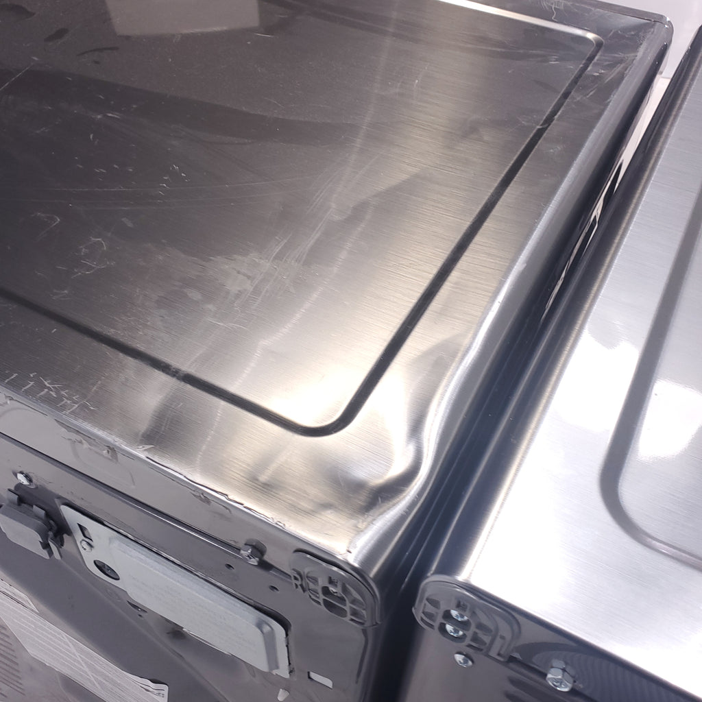 Pictures of Platinum ENERGY STAR Samsung 4.5 cu. ft. Front Load Washer with WiFi Connectivity and Platinum Samsung 7.5 cu. ft. Front Load Electric Dryer with Steam - Scratch and Dent - Minor - Neu Appliance Outlet - Discount Appliance Outlet in Austin, Tx