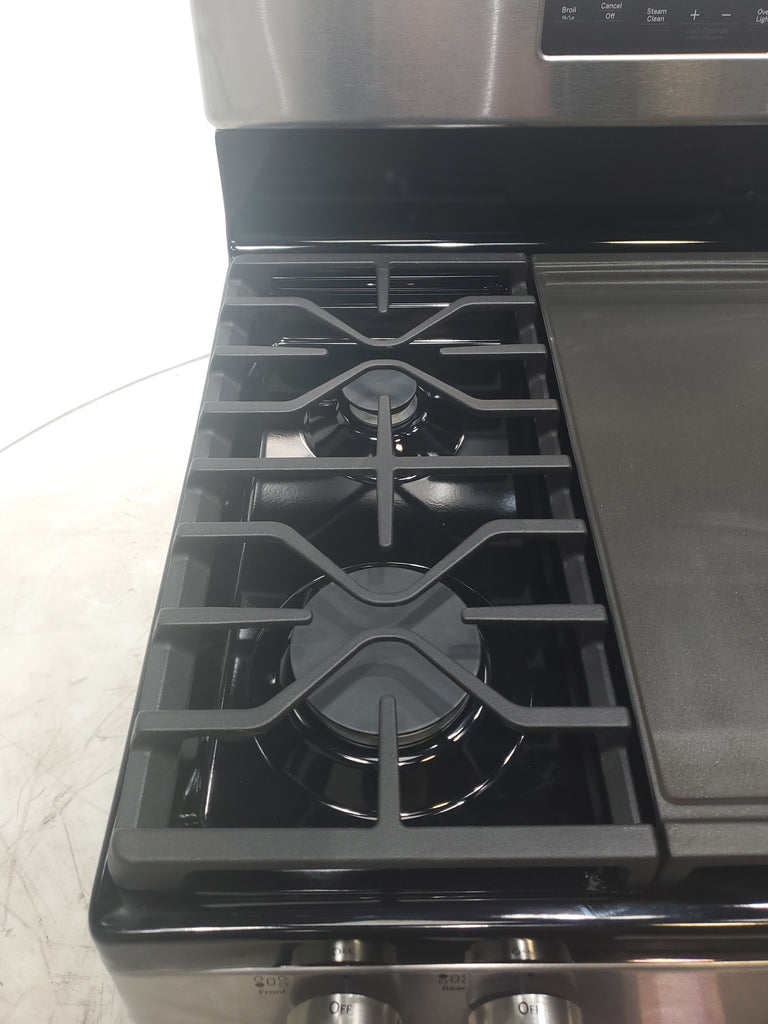 Pictures of Stainless Steel GE 5.0 cu. ft. Freestanding 5 Burner Gas Range with Cast-Iron Grates - Scratch & Dent - Minor - Neu Appliance Outlet - Discount Appliance Outlet in Austin, Tx
