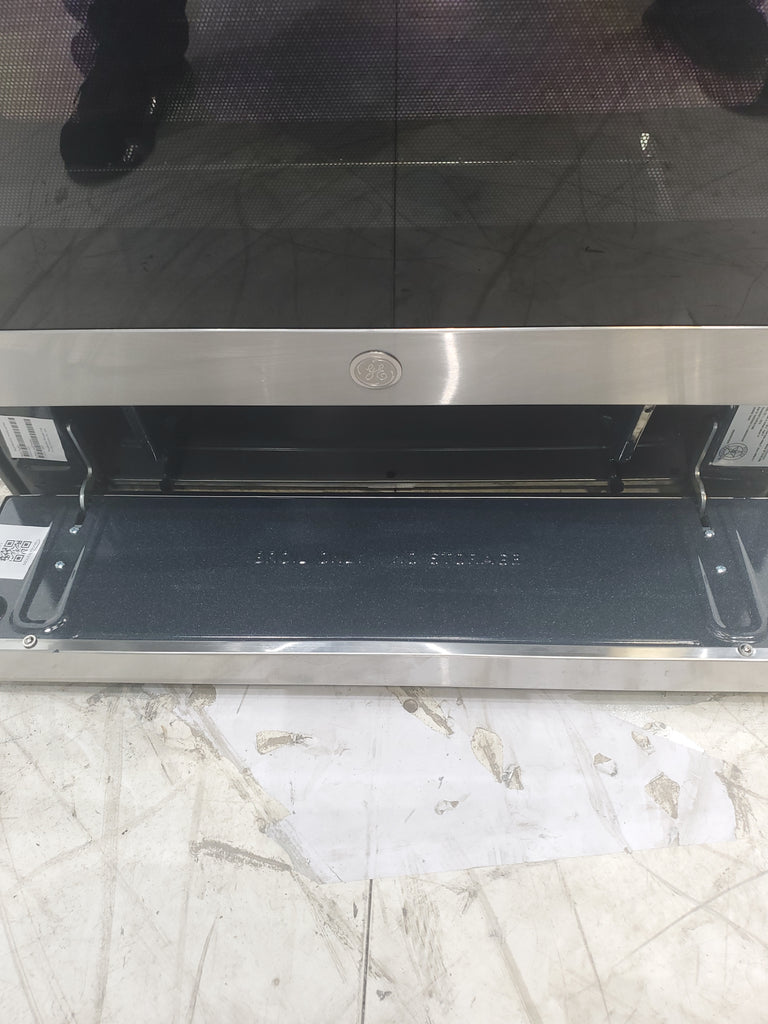 Pictures of Stainless Steel GE 5.0 cu. ft. Freestanding 5 Burner Gas Range with Cast-Iron Grates - Scratch & Dent - Minor - Neu Appliance Outlet - Discount Appliance Outlet in Austin, Tx