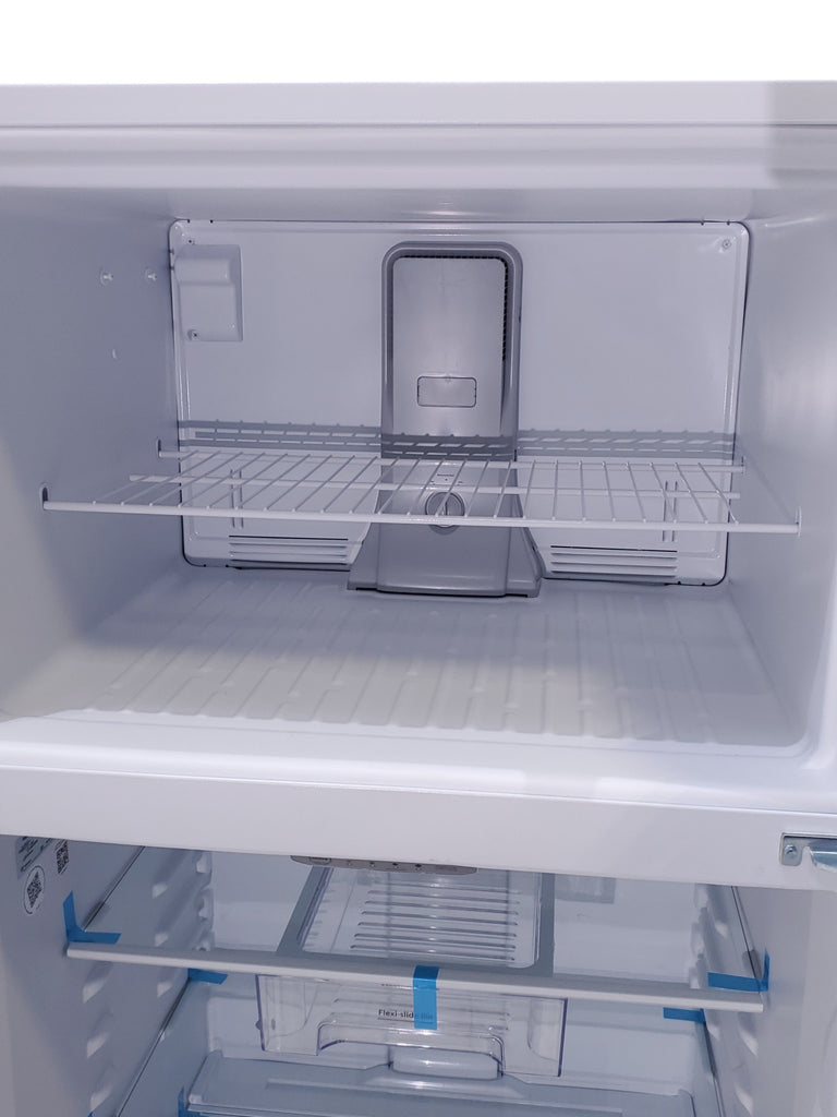 Pictures of 33" Wide Whirlpool Top Freezer 20.5 cu ft Refrigerator with Ice Maker and Frameless Glass Shelves and Flexi-Slide Bin - Scratch & Dent - Minor - Neu Appliance Outlet - Discount Appliance Outlet in Austin, Tx