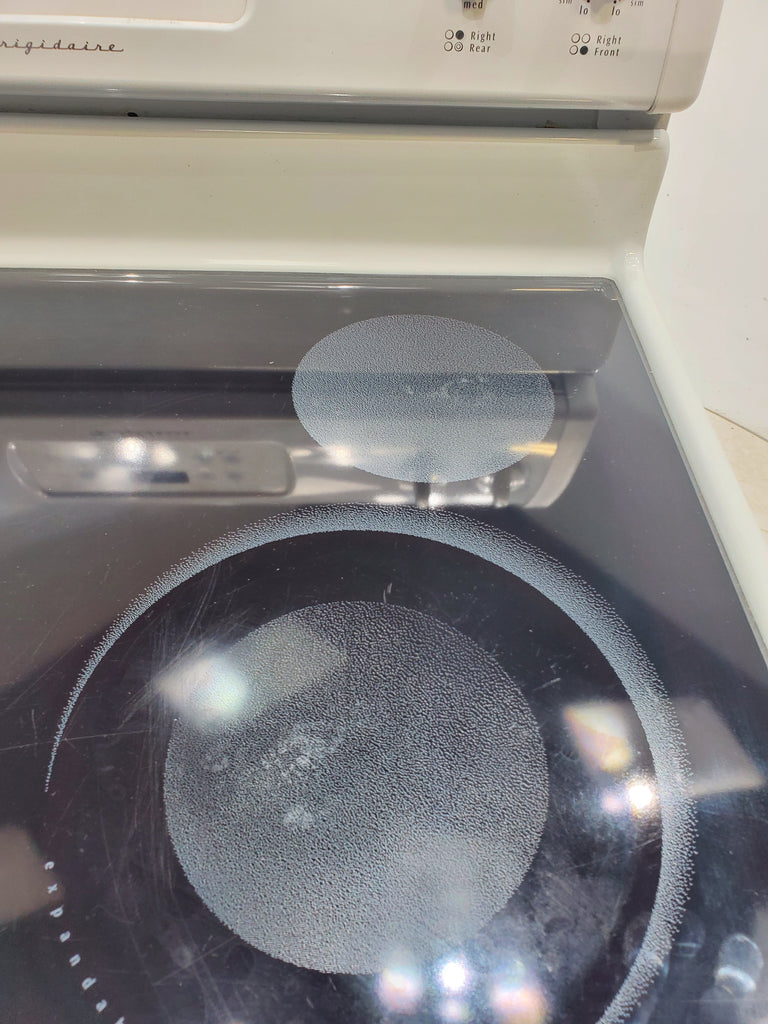 Pictures of White Frigidaire 30" Smooth Glass Top Electric Range with Self Cleaning - Certified Refurbished - Neu Appliance Outlet - Discount Appliance Outlet in Austin, Tx