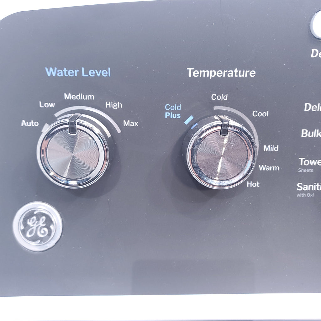 Pictures of GE 4.5 cu. ft. Capacity Washer with Stainless Steel Basket, Cold Plus and Wash Boost - Scratch & Dent - Minor - Neu Appliance Outlet - Discount Appliance Outlet in Austin, Tx