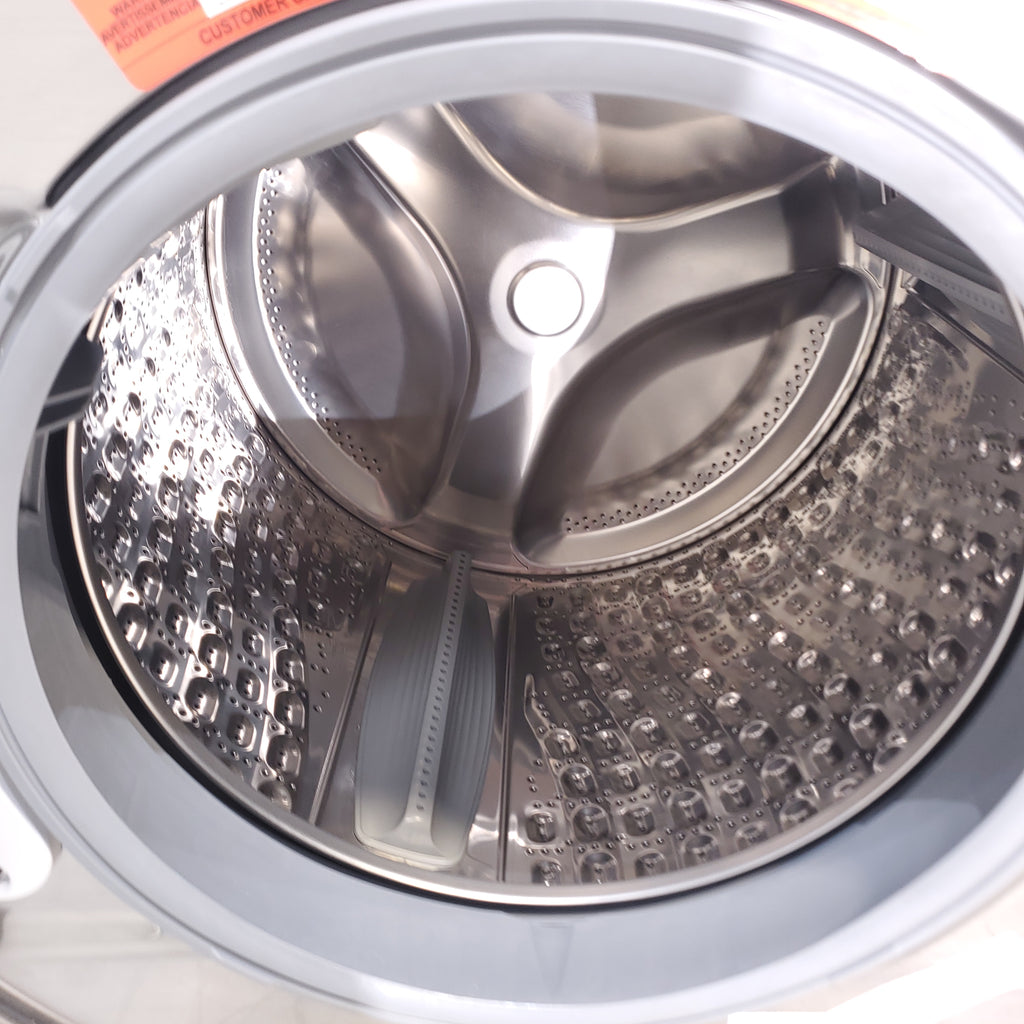 Pictures of Platinum ENERGY STAR Samsung 4.5 cu. ft. Front Load Washer with WiFi Connectivity and Platinum Samsung 7.5 cu. ft. Front Load Electric Dryer with Steam - Scratch and Dent - Minor - Neu Appliance Outlet - Discount Appliance Outlet in Austin, Tx