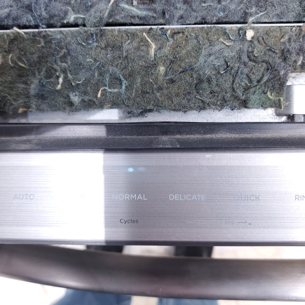 Pictures of Anti-Fingerprint Stainless Steel ENERGY STAR Midea 24 in. Top Control Dishwasher with 3rd Rack - Scratch & Dent - Moderate - Neu Appliance Outlet - Discount Appliance Outlet in Austin, Tx