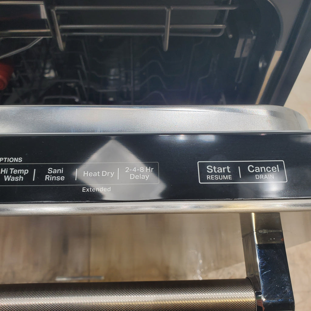 Pictures of 24 in. PrintShield Stainless Steel ENERGY STAR KitchenAid Top Control Dishwasher with FreeFlex Third Rack - Open Box - Neu Appliance Outlet - Discount Appliance Outlet in Austin, Tx