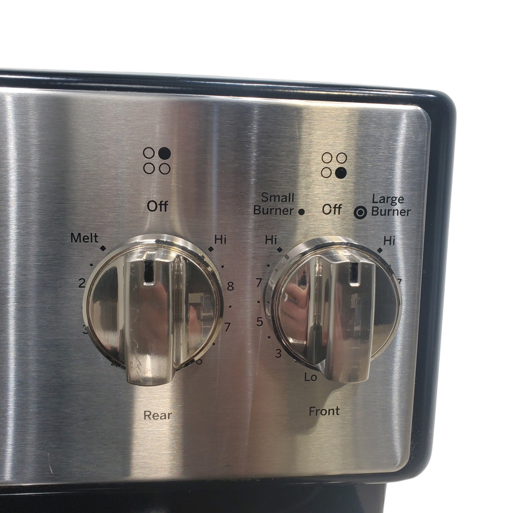 Pictures of Stainless Steel GE 5.3 cu. ft. Freestanding 4 Heating Element Smooth Cooktop Electric Range with Dual Element Baking - Certified Refurbished - Neu Appliance Outlet - Discount Appliance Outlet in Austin, Tx