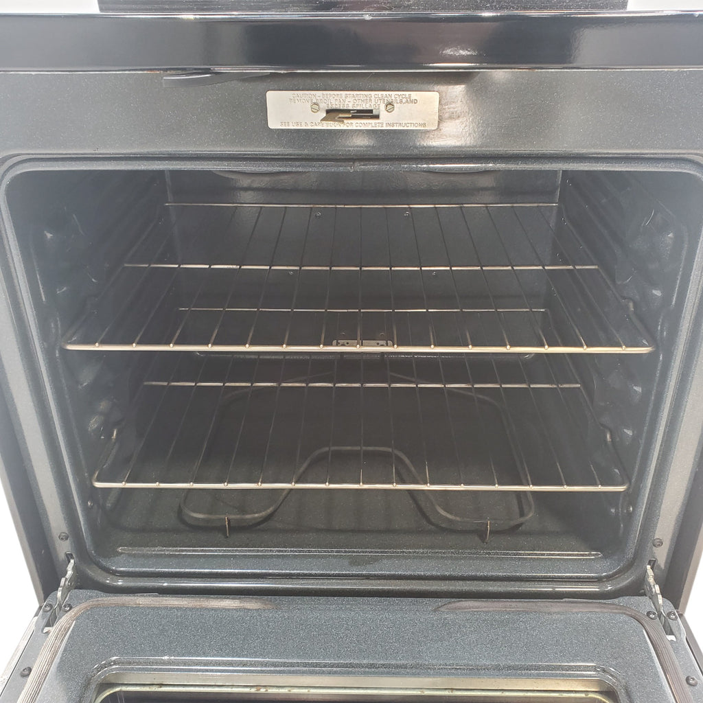 Pictures of Stainless Steel GE 5.3 cu. ft. Freestanding 4 Heating Element Smooth Cooktop Electric Range with Dual Element Baking - Certified Refurbished - Neu Appliance Outlet - Discount Appliance Outlet in Austin, Tx