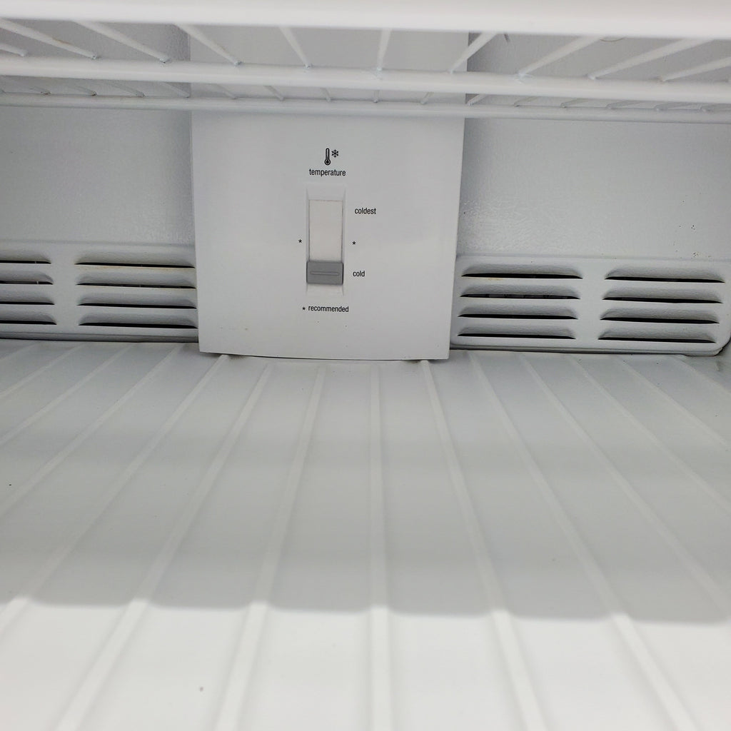 Pictures of 30" Frigidaire Top Freezer 18.3 cu ft Refrigerator with Even Temp Cooling and Adjustable Shelves - Certified Refurbished - Neu Appliance Outlet - Discount Appliance Outlet in Austin, Tx