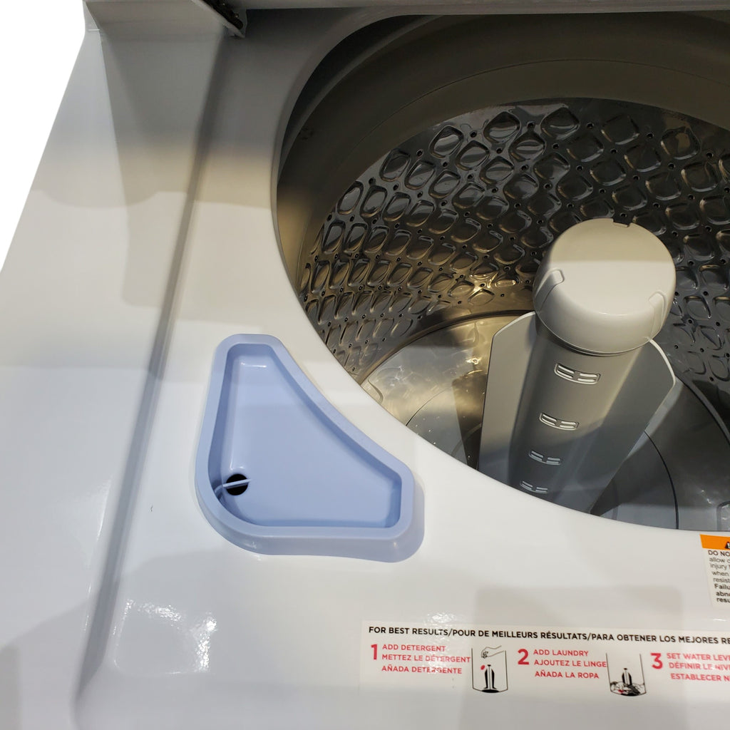 Pictures of Frigidaire Stacked Laundry Center with 3.9 cu ft Capacity Washer and 5.6 cu ft Electric Dryer with Maxfill Option FLCE7522AW - Scratch & Dent - Minor - Neu Appliance Outlet - Discount Appliance Outlet in Austin, Tx