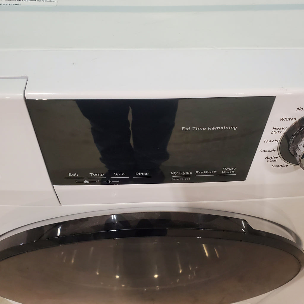 Pictures of Compact 24 in. Wide GE ENERGY STAR 2.4 cu. ft. Front Load Steam Washing Machine with 1400 RPM Spin Speed and Frontload Vented WiFi Capable ENERGY STAR 4.3 cu. ft. Electric Dryer with Stainless Steel Basket - Scratch & Dent - Minor - Neu Appliance Outlet - Discount Appliance Outlet in Austin, Tx