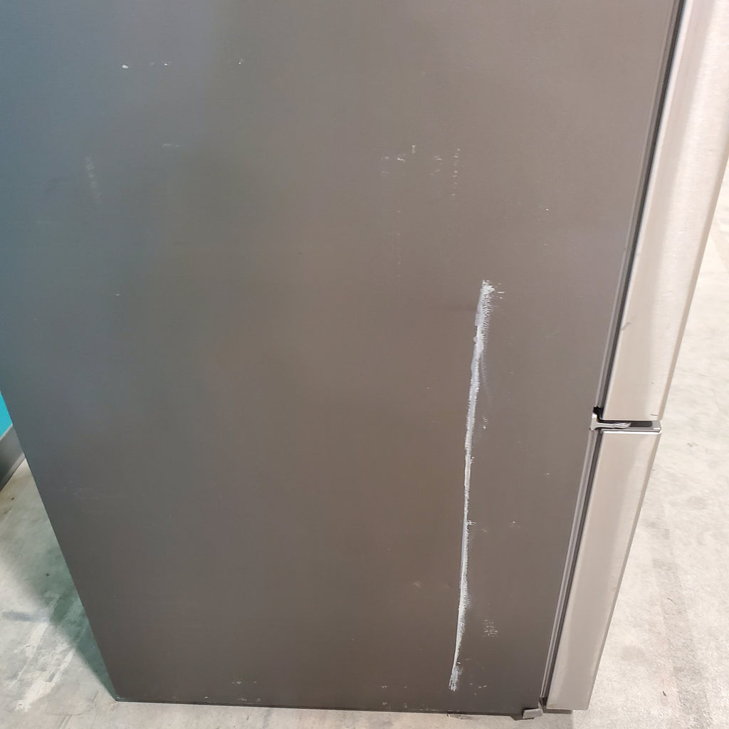 Pictures of Stainless Steel ENERGY STAR Samsung 28.07 cu. ft. 3 Door French Door Refrigerator with Dual Ice Maker - Certified Refurbished - Neu Appliance Outlet - Discount Appliance Outlet in Austin, Tx