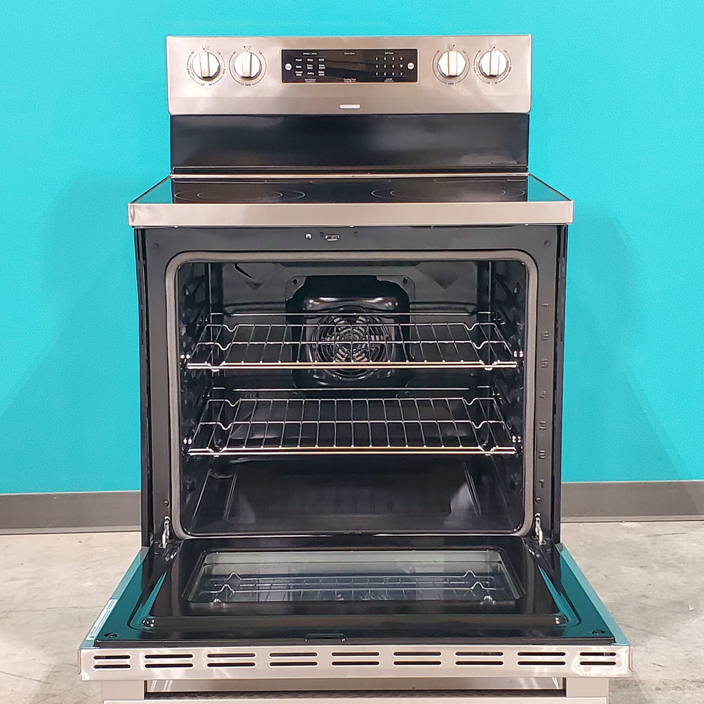 Pictures of Hisense Stainless Steel 30-in Glass Top 5 burners 5.8-cu ft Air Fry Convection Oven Freestanding Electric Range HBE3501CPS - Open Box - Neu Appliance Outlet - Discount Appliance Outlet in Austin, Tx