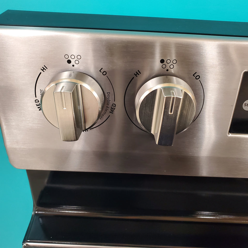 Pictures of Hisense Stainless Steel 30-in Glass Top 5 burners 5.8-cu ft Air Fry Convection Oven Freestanding Electric Range HBE3501CPS - Open Box - Neu Appliance Outlet - Discount Appliance Outlet in Austin, Tx